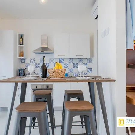 アパートホテル Costa Bianca ガリポリ